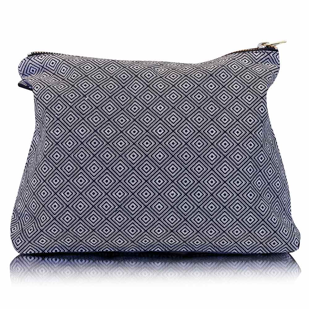 large-cosmetic-wash-bags-for-business-promotions large zip canvas wash bag
