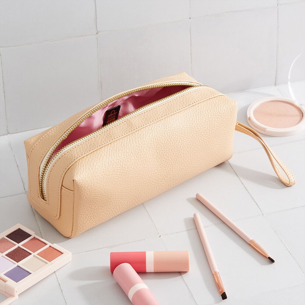 embossed-debossed-vegan-leather-long-pouch-bags embossed-debossed-vegan-leather-long-pouch-bags